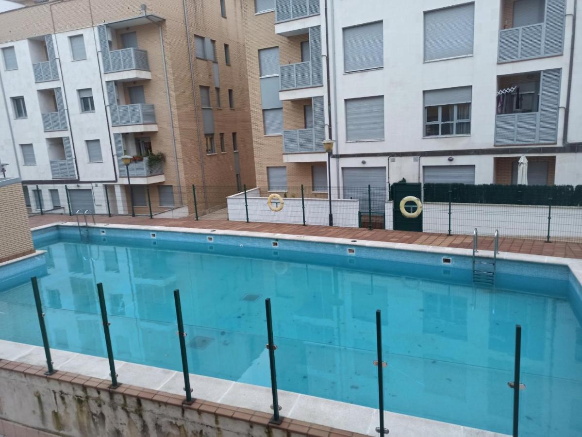 Esguil, Apartamento Con Piscina, A 3 Km De La Playa Vut-2995-As ยาเนส ภายนอก รูปภาพ