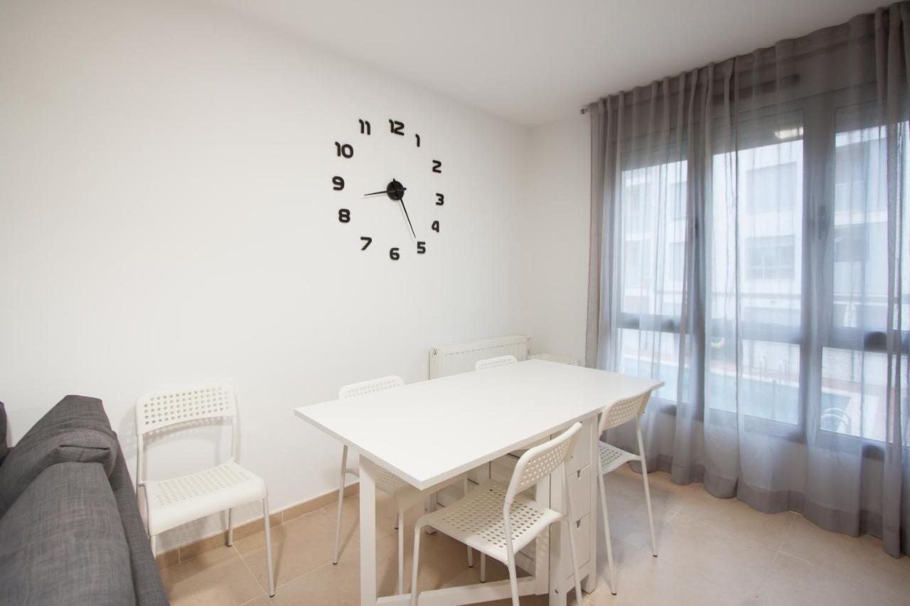 Esguil, Apartamento Con Piscina, A 3 Km De La Playa Vut-2995-As ยาเนส ภายนอก รูปภาพ